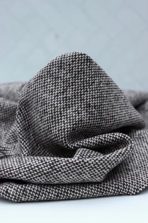 1YD 12IN FLAWED REMNANT; Jacobean Tweed Wool Coating