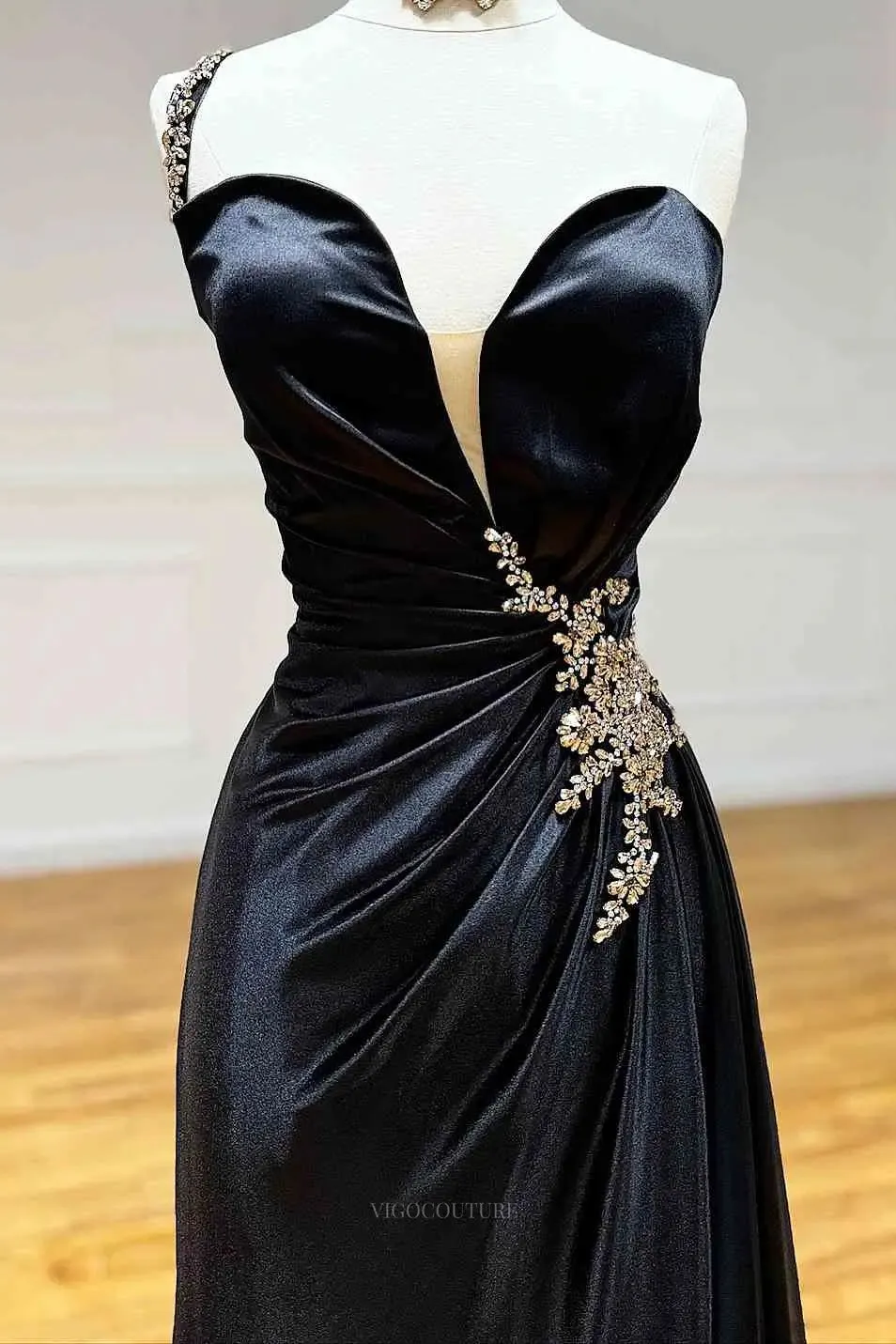 Black Satin Sheath Prom Dresses 2025 Sweetheart Neck Formal Dresses with Slit – 25131