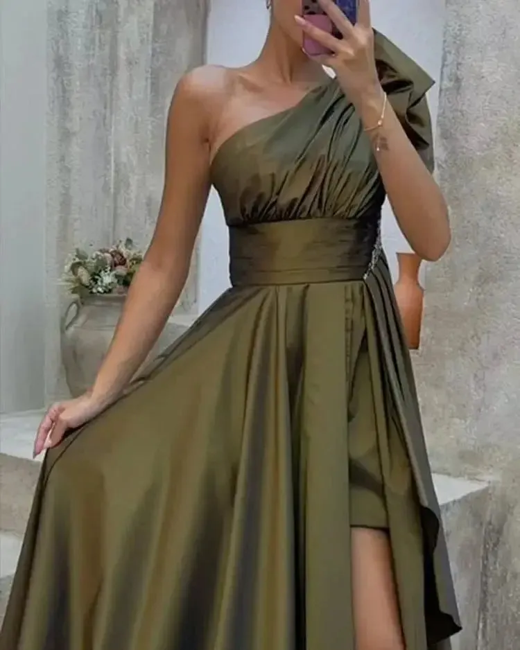 One-Shoulder Satin Maxi Dress – A-Line Evening Gown with Side Slit