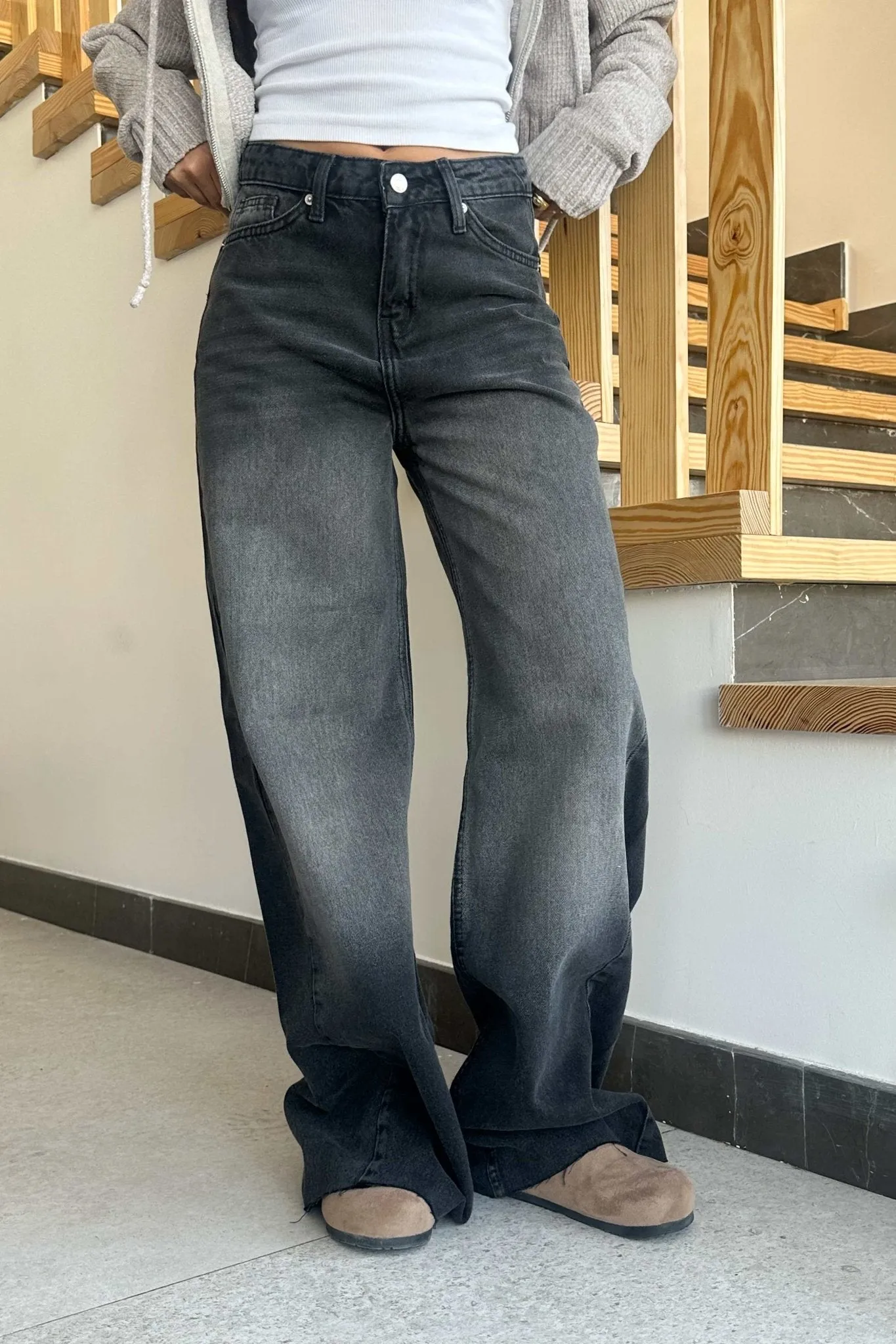Super Baggy - Charcoal Black Jeans